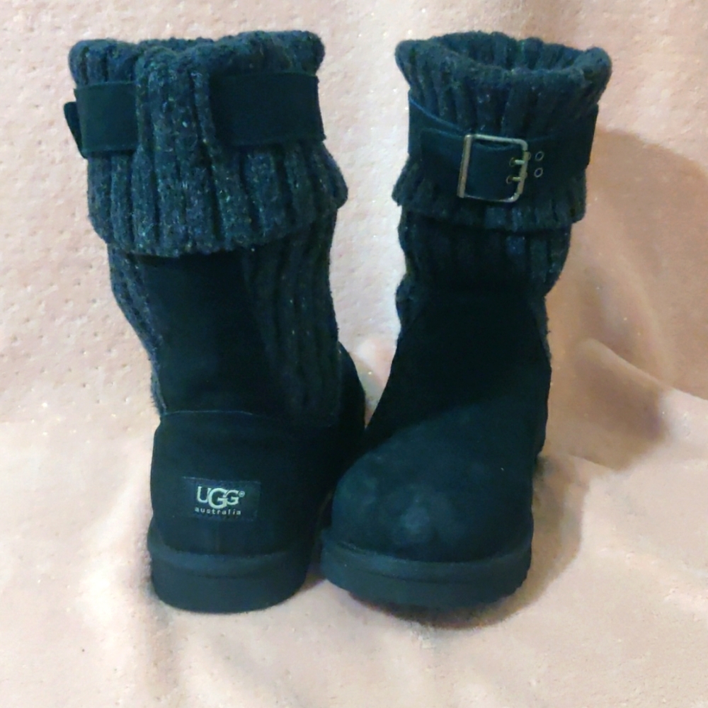 UGG Australia Cambridge boots women's size 8